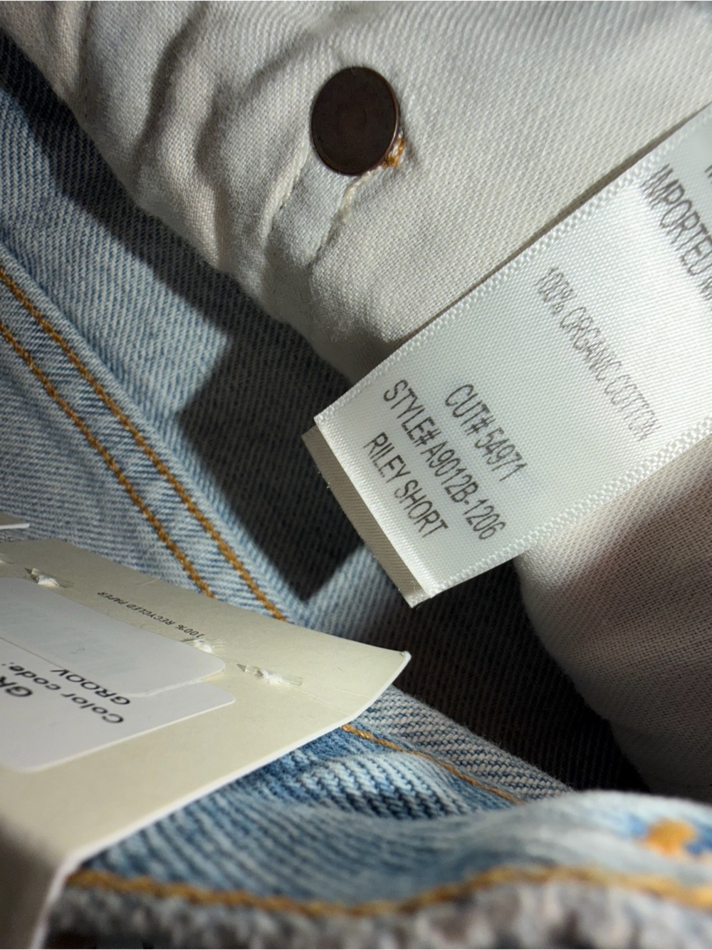 Agolde High Rise Slim Riley Shorts - Picture 7 of 10